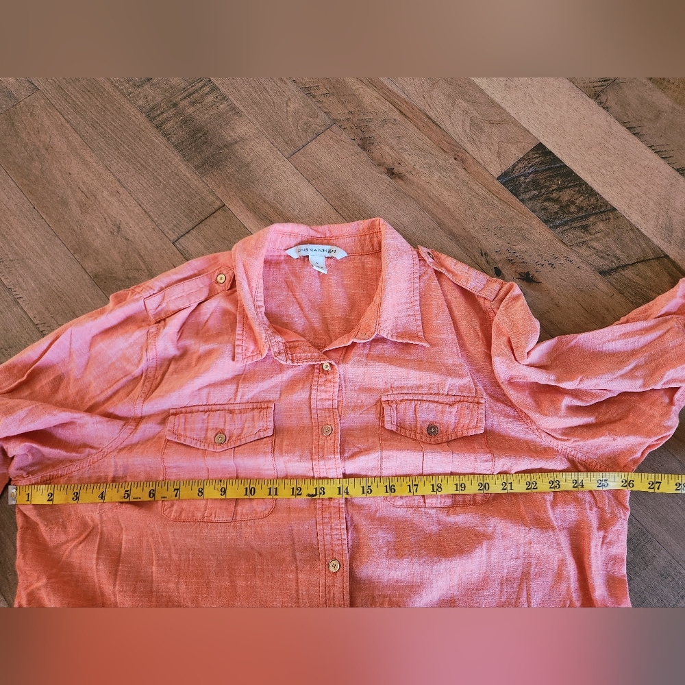 100% cotton 2x Button Down Blouse - Picture 5 of 10